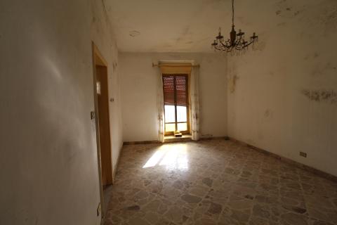 Casa singola in Vendita a Giuliana Centro Storico (Palermo)