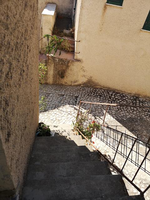 Casa singola in Vendita a Palazzo Adriano Centro storico (Palermo)