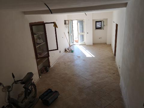 Casa singola in Vendita a Palazzo Adriano Centro storico (Palermo)