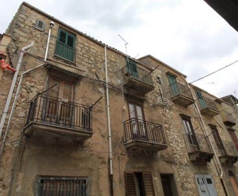 Appartamento in Vendita a Bisacquino (Palermo)