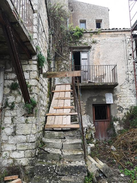 Casa singola in Vendita a Giuliana Centro Storico (Palermo)
