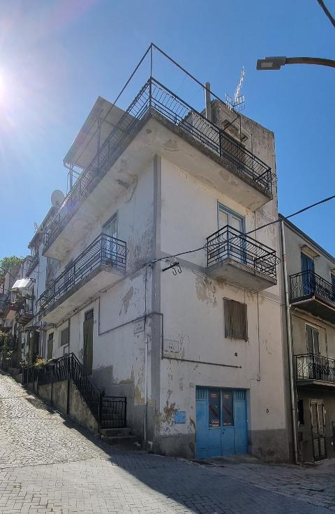 Casa singola in Vendita a Chiusa Sclafani San Michele (Palermo)