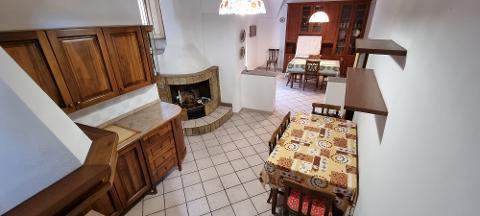 Casa singola in Vendita a Giuliana Centro Storico (Palermo)