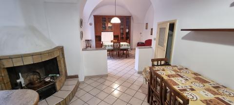 Casa singola in Vendita a Giuliana Centro Storico (Palermo)