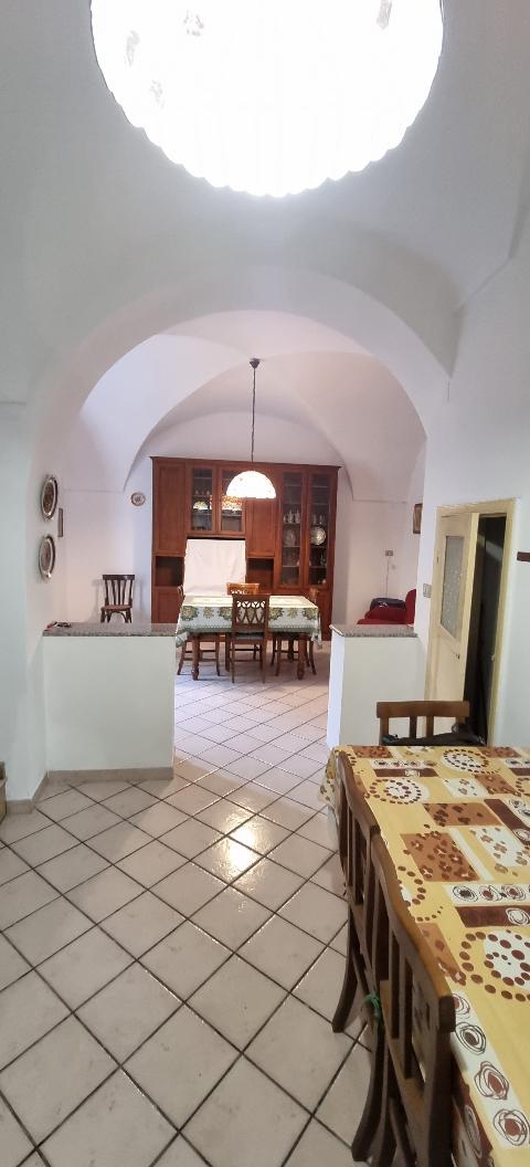 Casa singola in Vendita a Giuliana Centro Storico (Palermo)