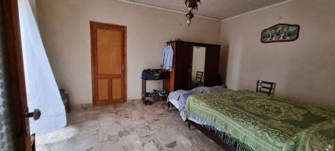 Casa singola in Vendita a Palazzo Adriano Centro storico (Palermo)