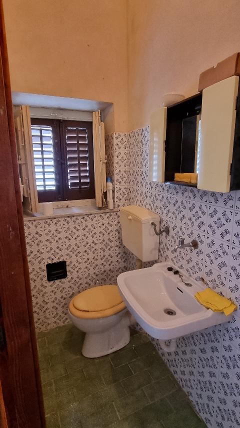 Casa singola in Vendita a Palazzo Adriano Centro storico (Palermo)