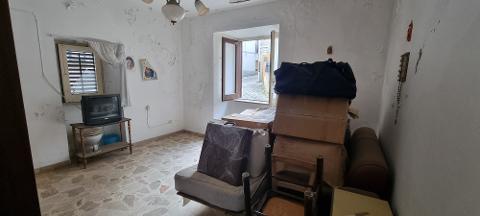 Casa singola in Vendita a Giuliana Centro Storico (Palermo)