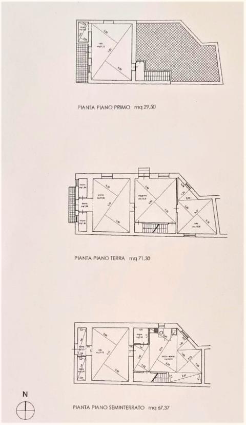 Casa singola in Vendita a Giuliana Centro Storico (Palermo)