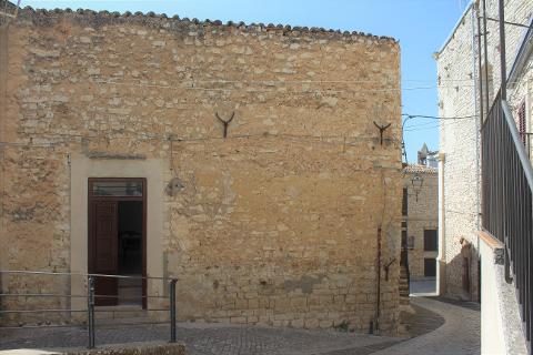 Casa singola in Vendita a Giuliana Centro Storico (Palermo)