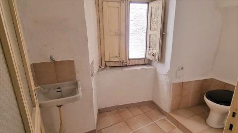 Casa singola in Vendita a Giuliana Centro Storico (Palermo)