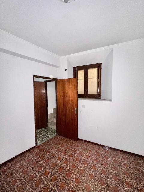 Casa singola in Vendita a Giuliana Centro Storico (Palermo)