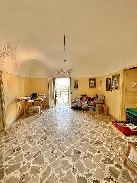 Casa singola in Vendita a Giuliana Centro Storico (Palermo)