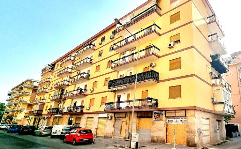 Appartamento in Vendita a Palermo Sperone