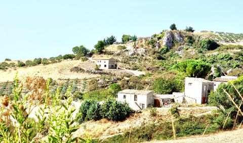 Casale in Vendita a Giuliana (Palermo)