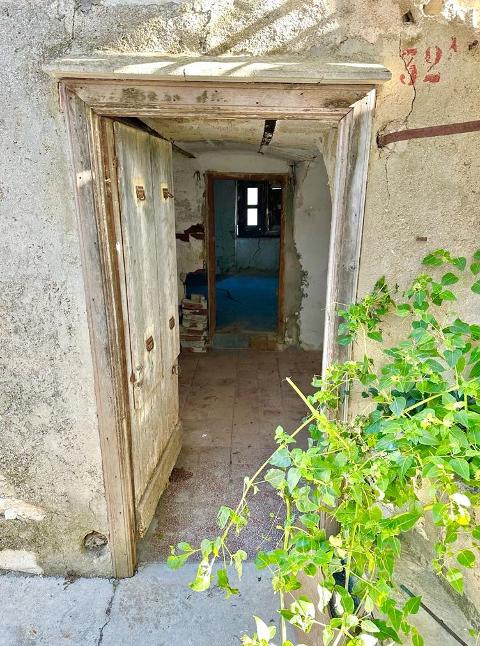 Casa singola in Vendita a Giuliana Centro Storico (Palermo)