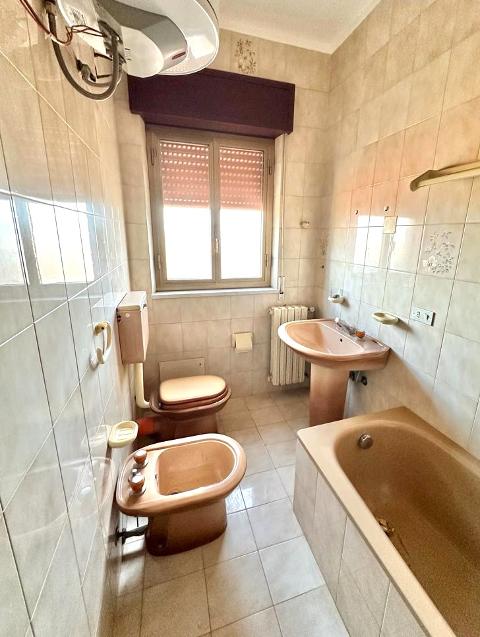 Casa singola in Vendita a Contessa Entellina Centro Storico (Palermo)