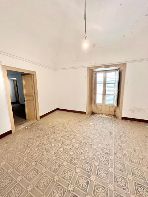 Casa singola in Vendita a Bisacquino Centro Storico (Palermo)