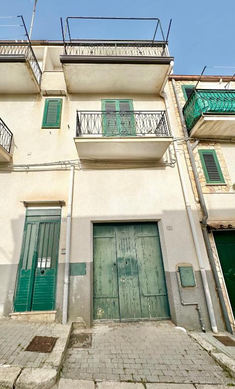 Casa singola in Vendita a Chiusa Sclafani (Palermo)