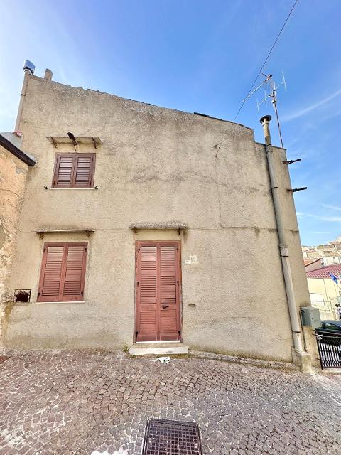 Casa singola in Vendita a Chiusa Sclafani centro storico (Palermo)