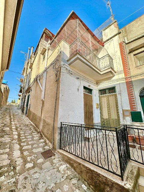 Casa singola in Vendita a Chiusa Sclafani centro storico (Palermo)