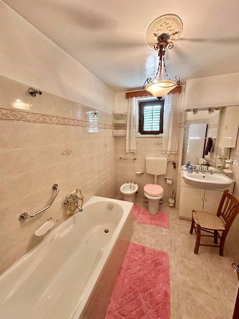 Casa singola in Vendita a Chiusa Sclafani (Palermo)