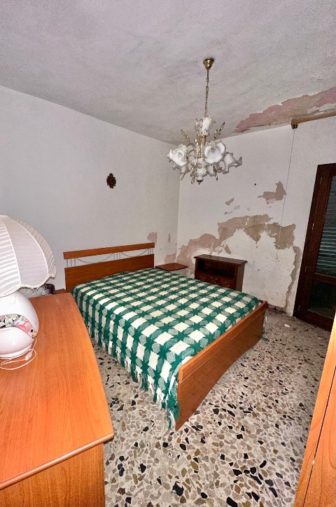 Casa singola in Vendita a Giuliana Centro Storico (Palermo)