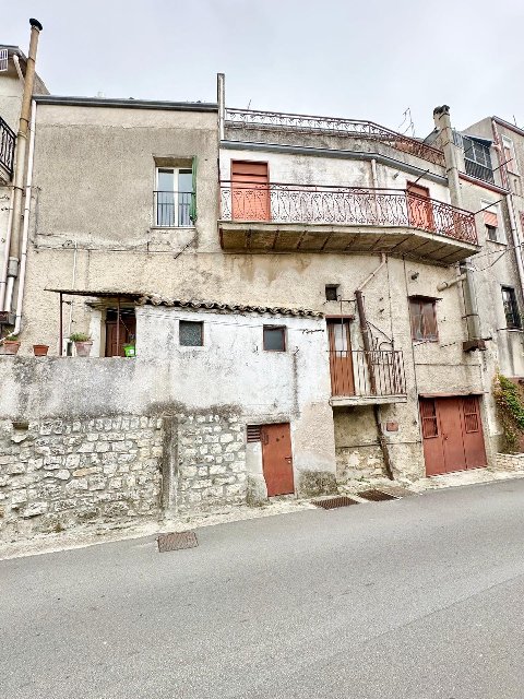 Casa singola in Vendita a Giuliana (Palermo)