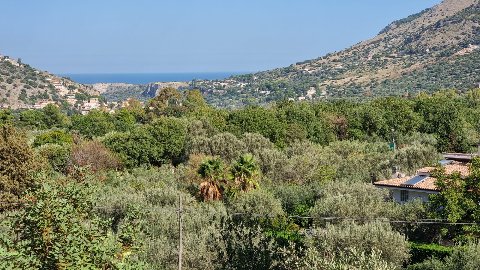 Villa in Vendita a Torretta (Palermo)