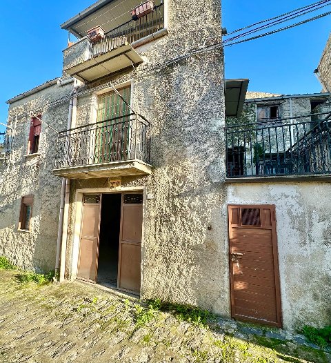 Casa singola in Vendita a Chiusa Sclafani centro storico (Palermo)