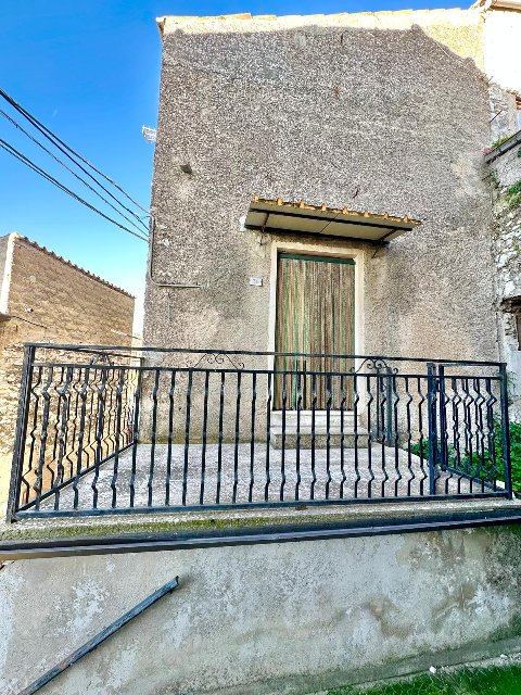 Casa singola in Vendita a Chiusa Sclafani centro storico (Palermo)