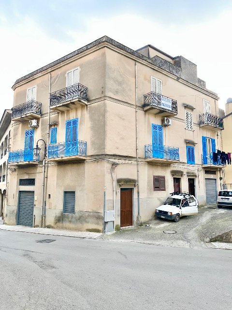 Appartamento in Vendita a Burgio (Agrigento)
