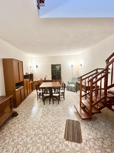 Casa singola in Vendita a Palazzo Adriano Centro storico (Palermo)