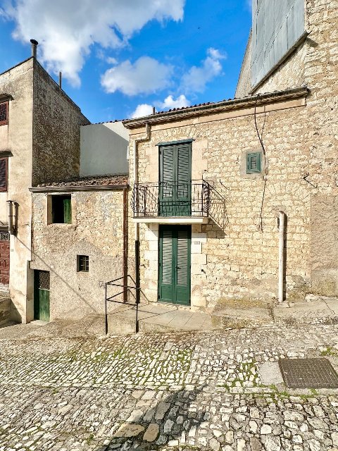 Casa singola in Vendita a Chiusa Sclafani centro storico (Palermo)