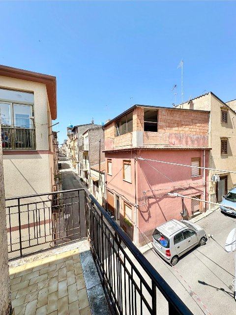 Appartamento in Vendita a Campofiorito (Palermo)