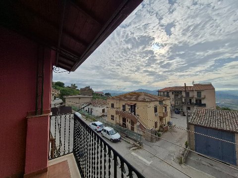 Casa singola in Vendita a Vicari (Palermo)