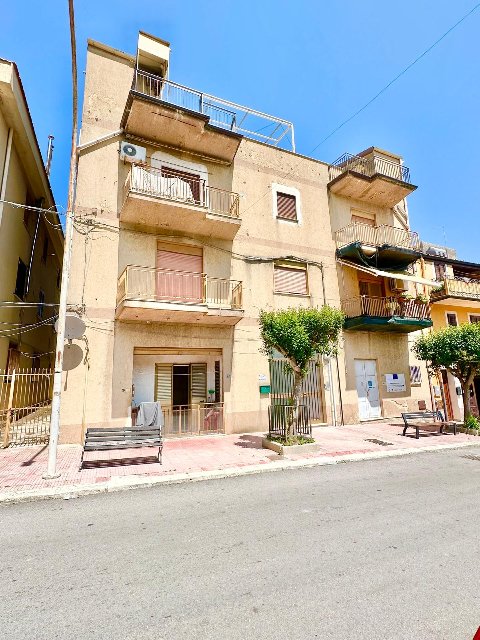 Appartamento in Vendita a Campofiorito (Palermo)