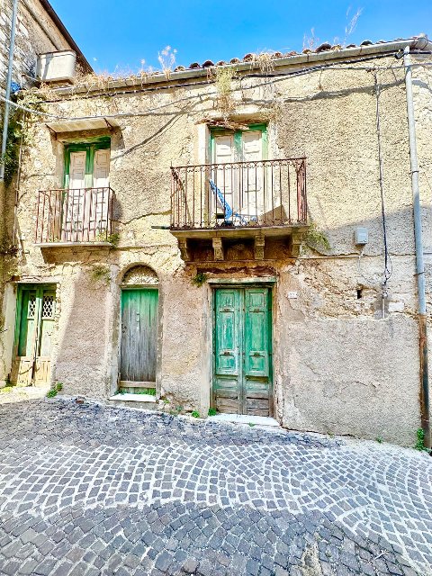Casa singola in Vendita a Chiusa Sclafani Santa Maria (Palermo)