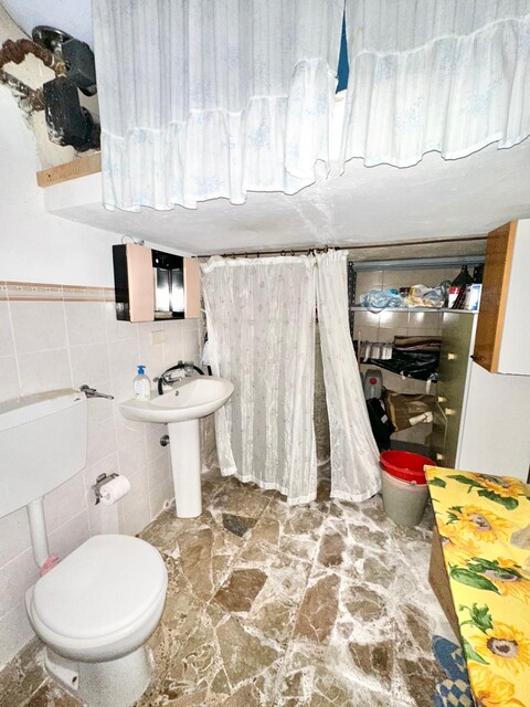 Casa singola in Vendita a Bisacquino Centro Storico (Palermo)