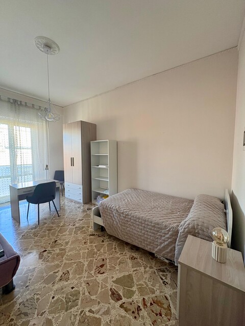 Appartamento in Affitto a Palermo Università