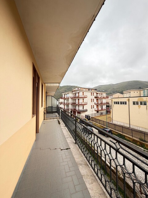 Appartamento in Vendita a Palazzo Adriano (Palermo)