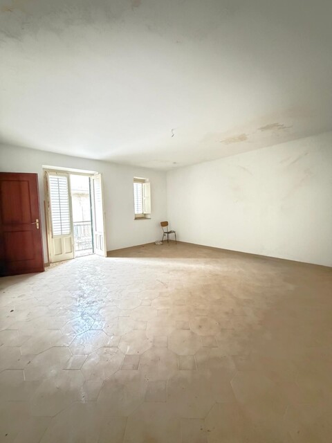 Casa singola in Vendita a Palazzo Adriano (Palermo)