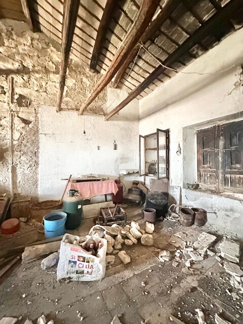 Casa singola in Vendita a Giuliana (Palermo)