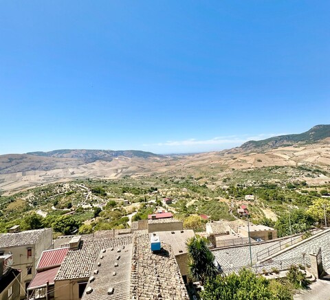Casa singola in Vendita a Giuliana (Palermo)