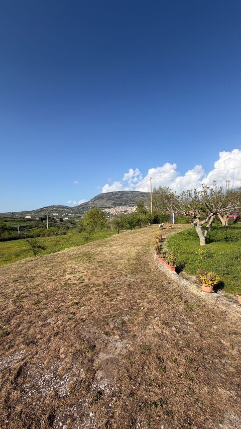 Villa in Vendita a Bisacquino (Palermo)