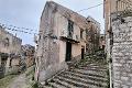 Palazzo / Edificio in Vendita a Giuliana Centro Storico (Palermo)