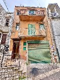 Casa singola in Vendita a Giuliana Centro Storico (Palermo)