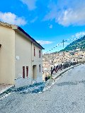 Casa singola in Vendita a Bisacquino Centro Storico (Palermo)