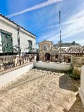 Casa singola in Vendita a Giuliana Centro Storico (Palermo)