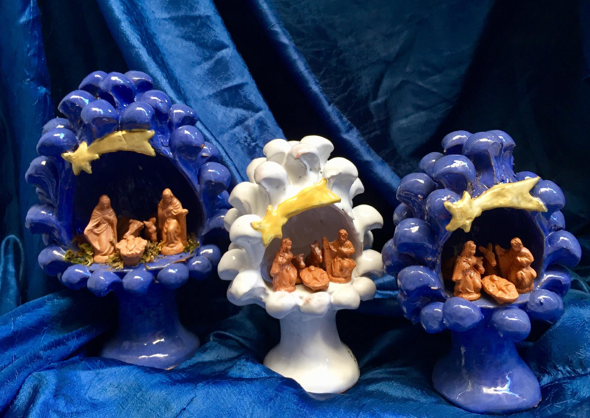 Presepe all'interno di Pigna artigianale altezza 15 cm  Laura Buzzetta sicilia